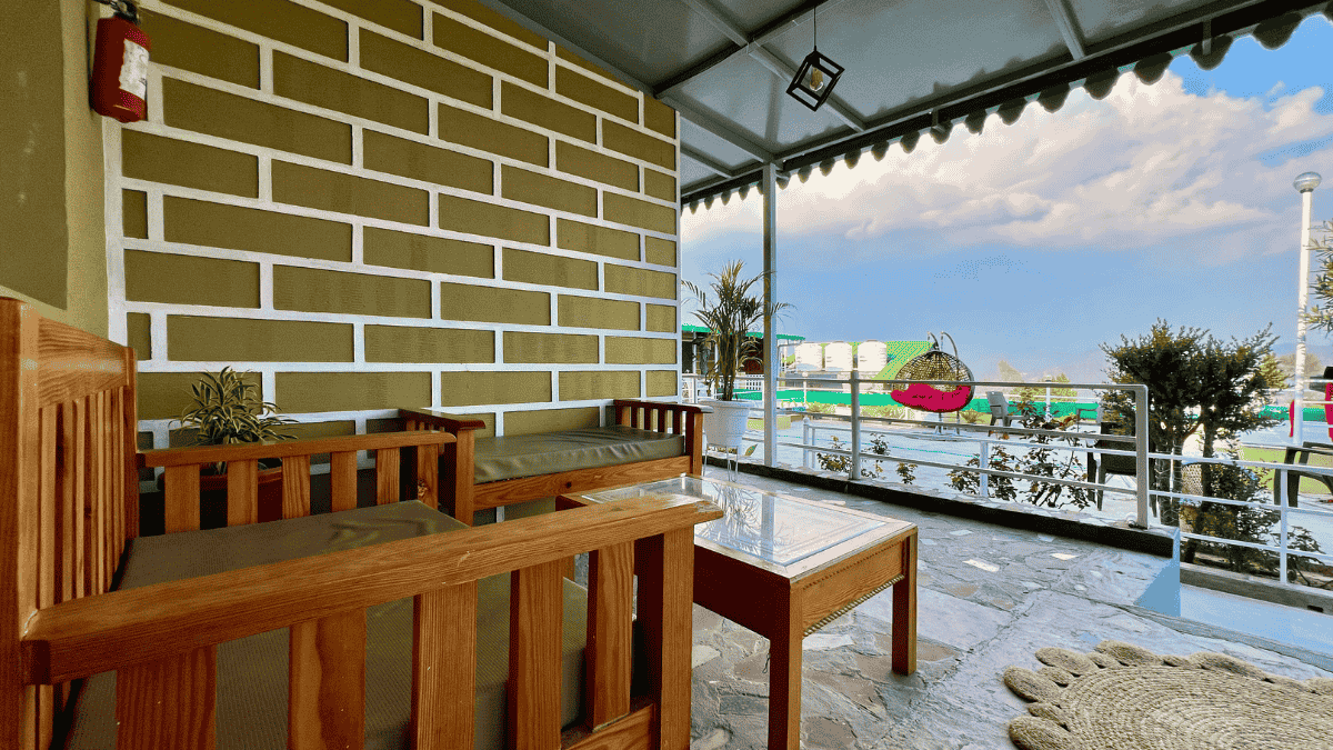 Himalayan View Hotel in Mukteshwar